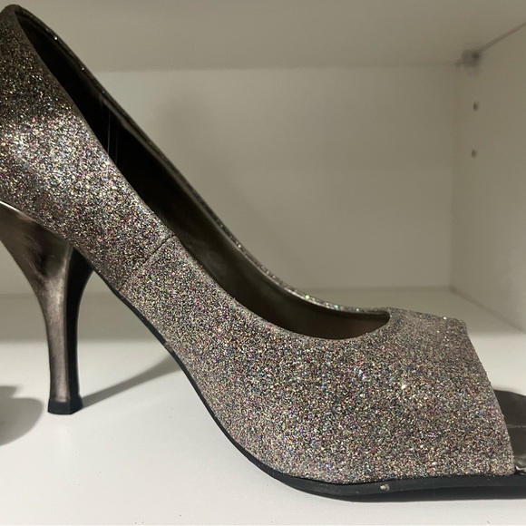 Sam and Libby shoes - Picture 4 of 6